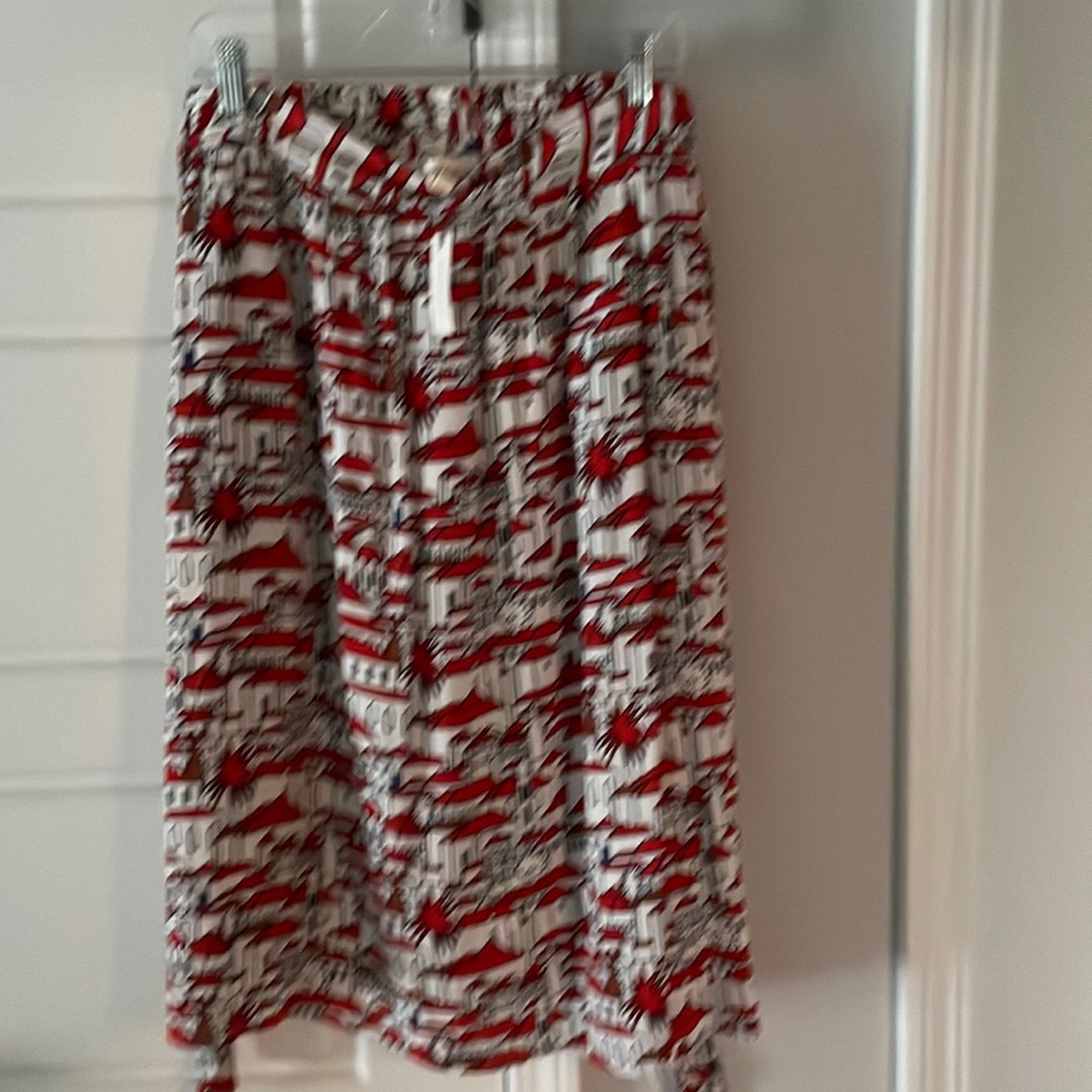 Women’s Anthropologie skirt size large. New with tags.